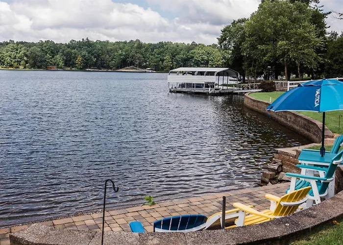 Lakefront 5br Dock, Kayaks, Hot Tub &
